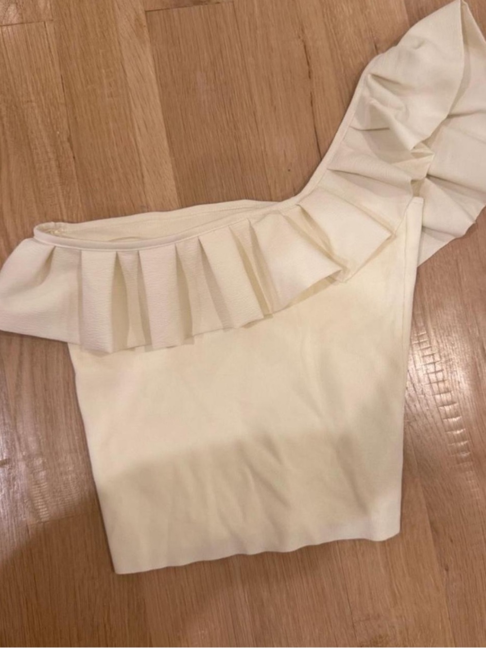 Zara Cream One-Shoulder Ruffle Top - Picture 2 of 4